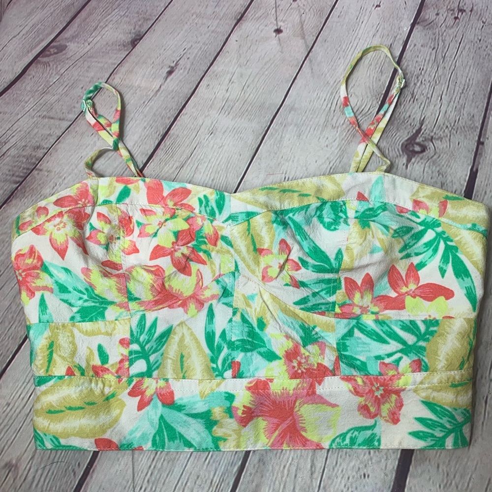 American Eagle Flora Crop Top Size Small
